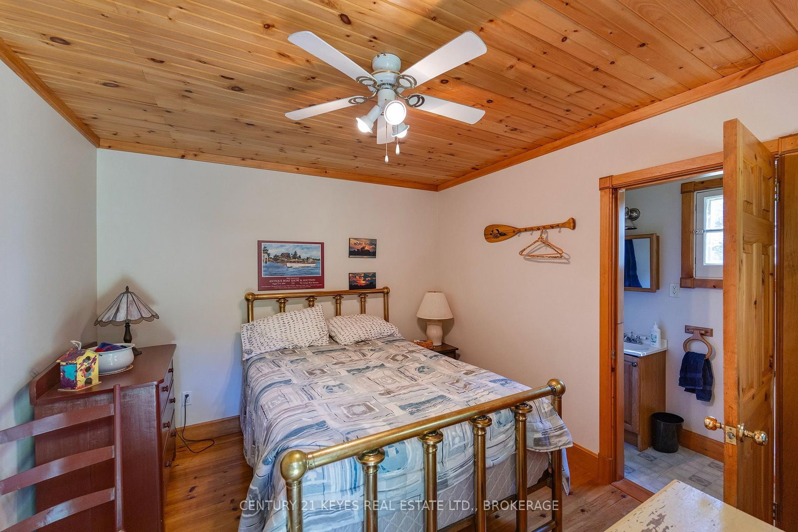 99 Tremont Park Island • Leeds and the Thousand Islands, ON photo 16