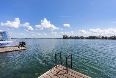 99 Tremont Park Island • Leeds and the Thousand Islands, ON photo 8