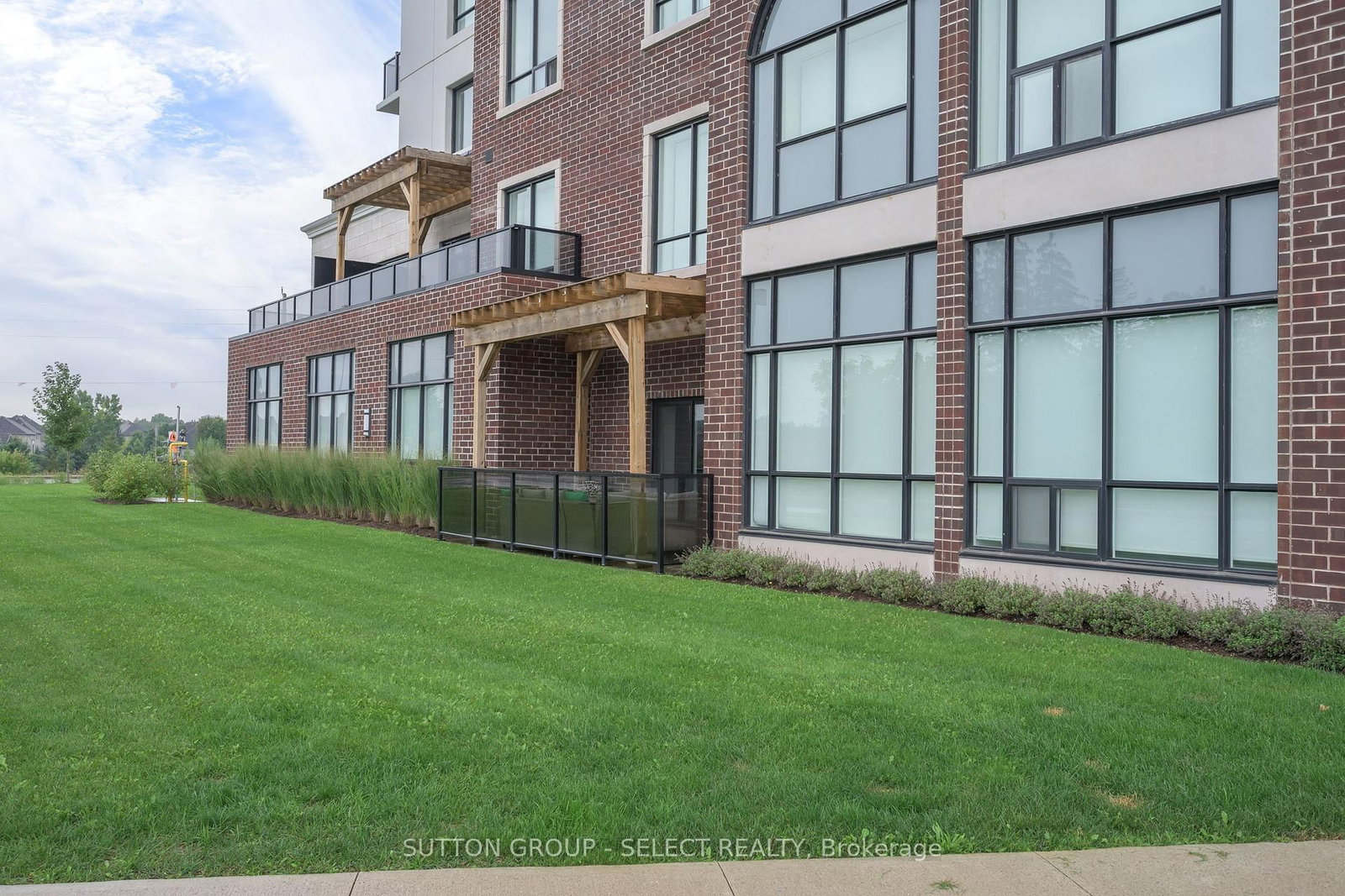 480 CALLAWAY Road • #114 • London North, ON photo 35