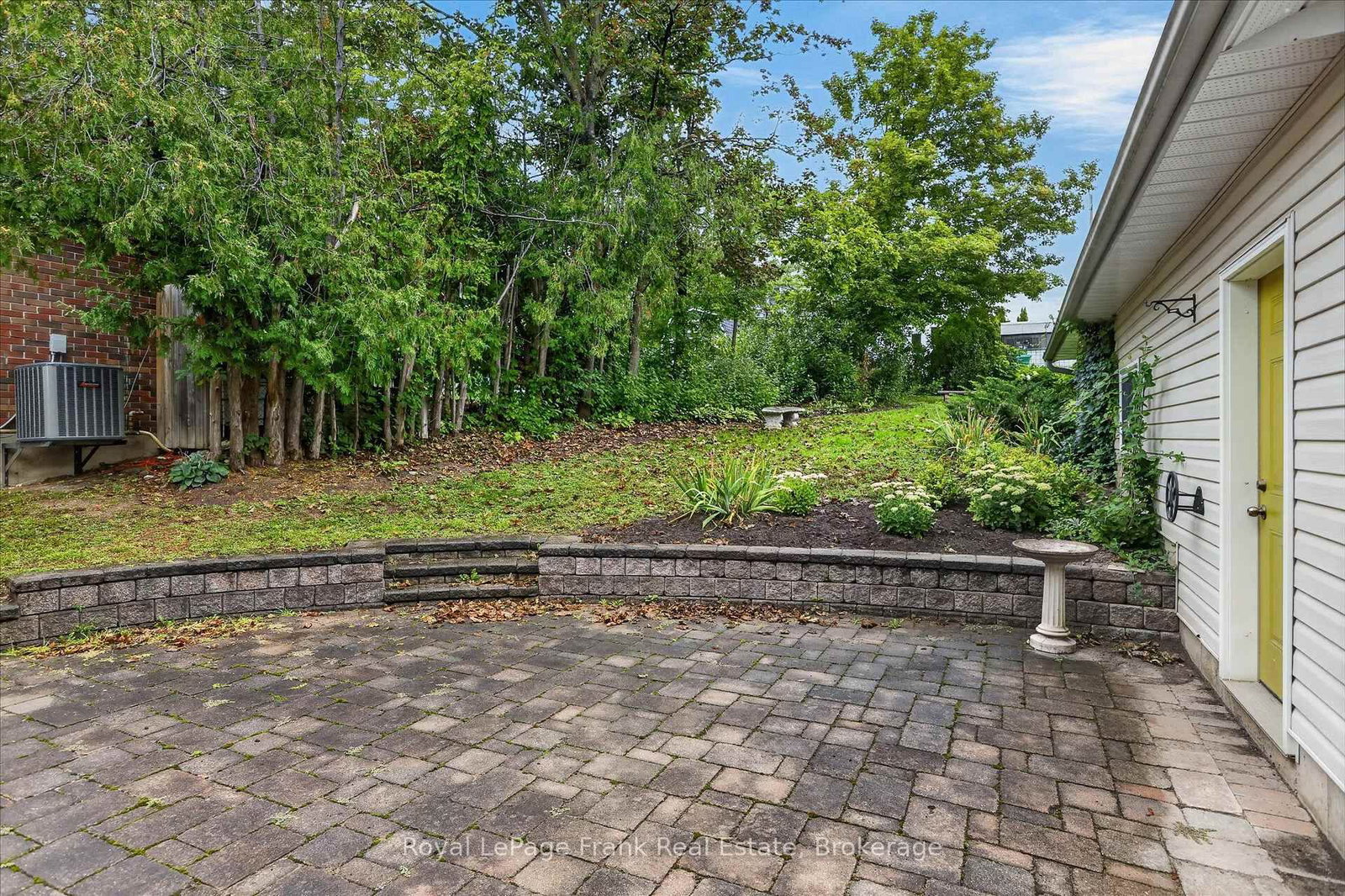 174 Sophia Street • Peterborough, ON photo 32