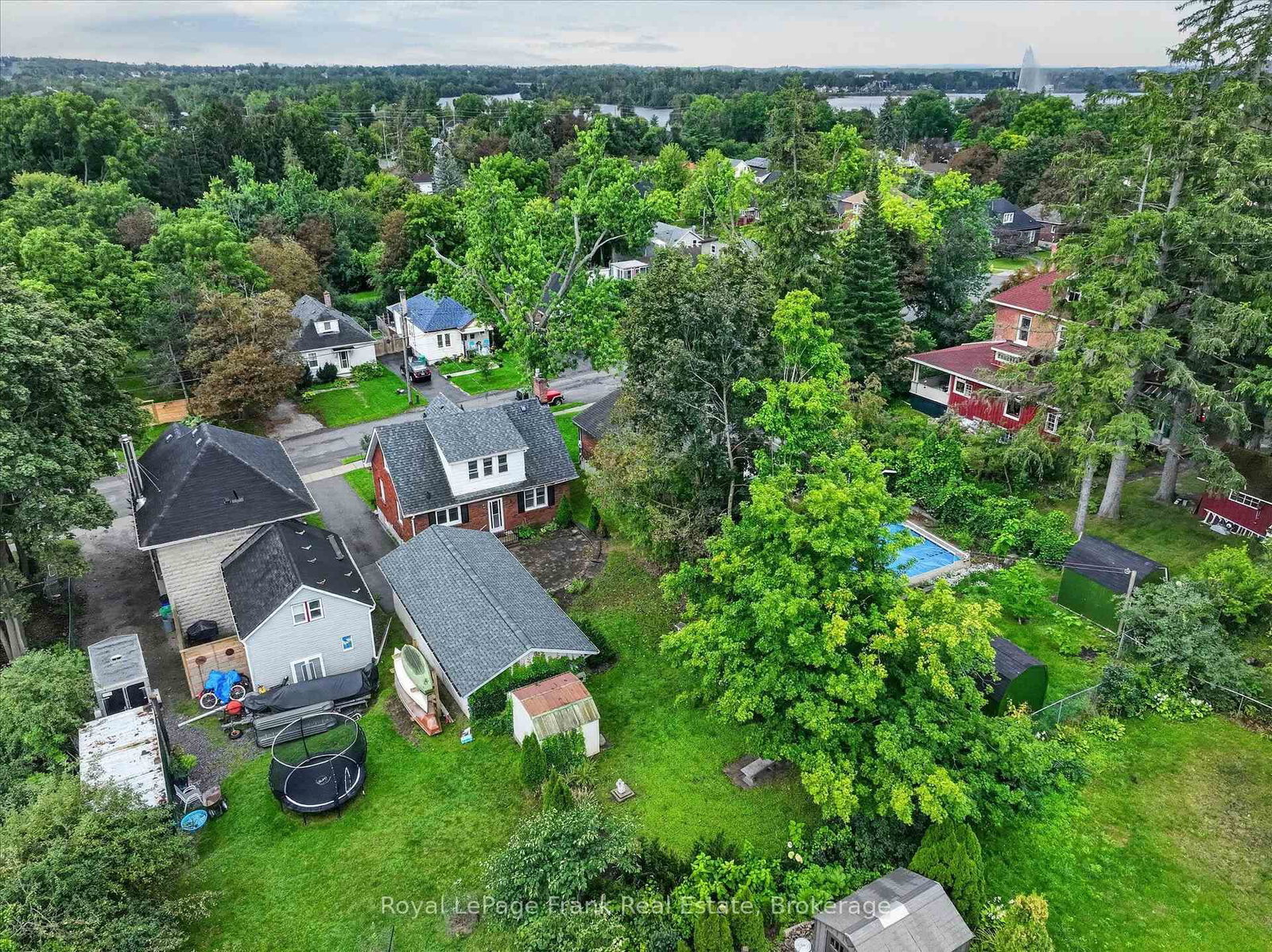 174 Sophia Street • Peterborough, ON photo 46