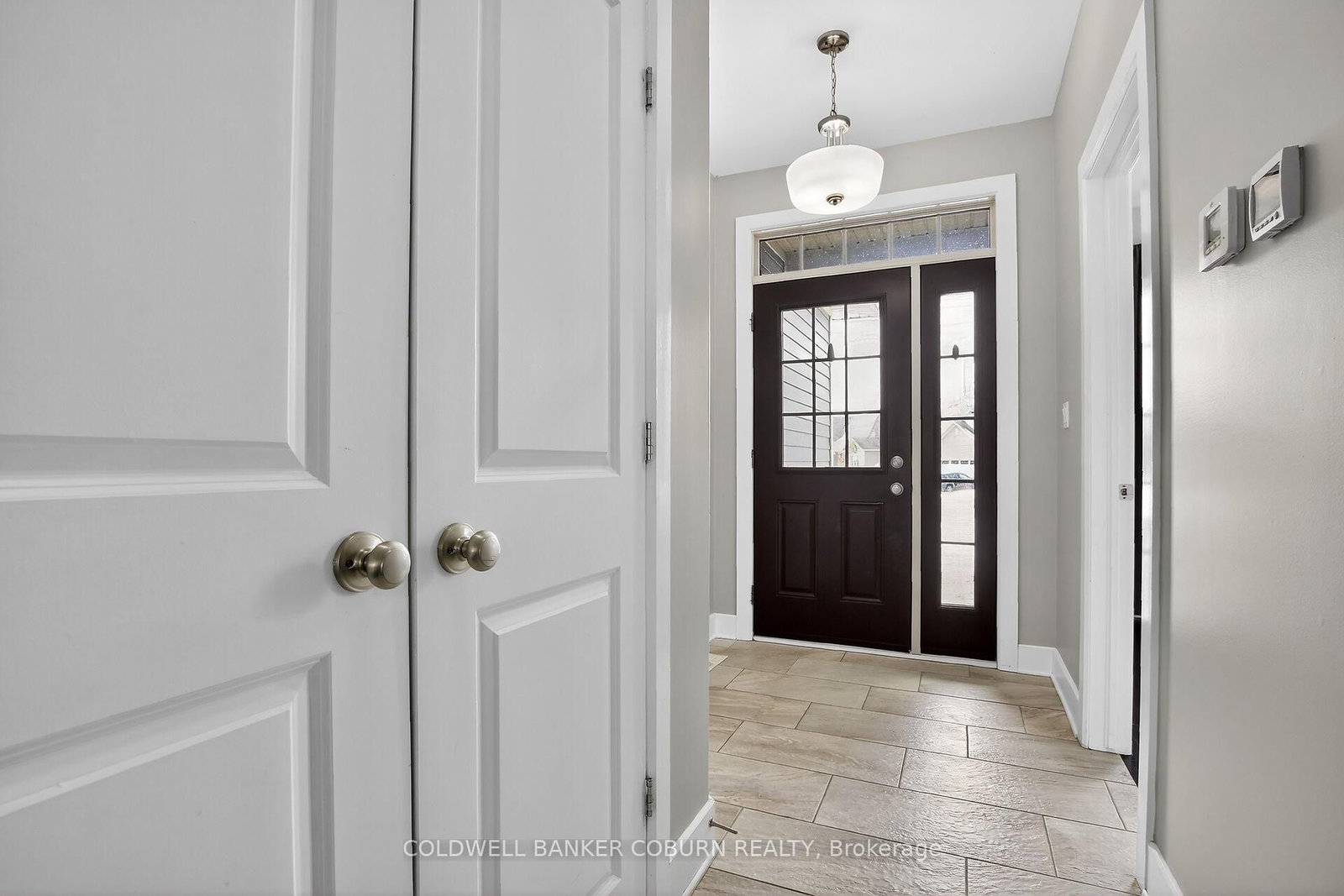 37 Galens Way • North Grenville, ON photo 3