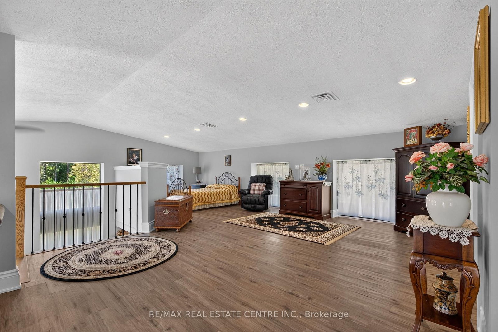 833180 4th Line Ehs • Mono, ON photo 47