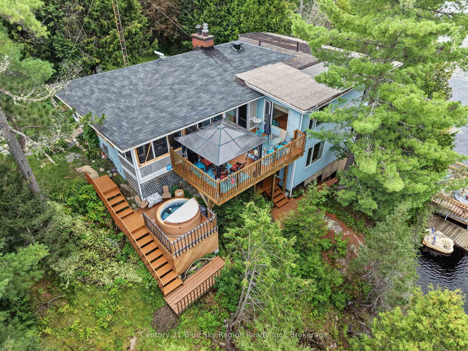 5065 Highway 11 N • Temagami, ON photo 1