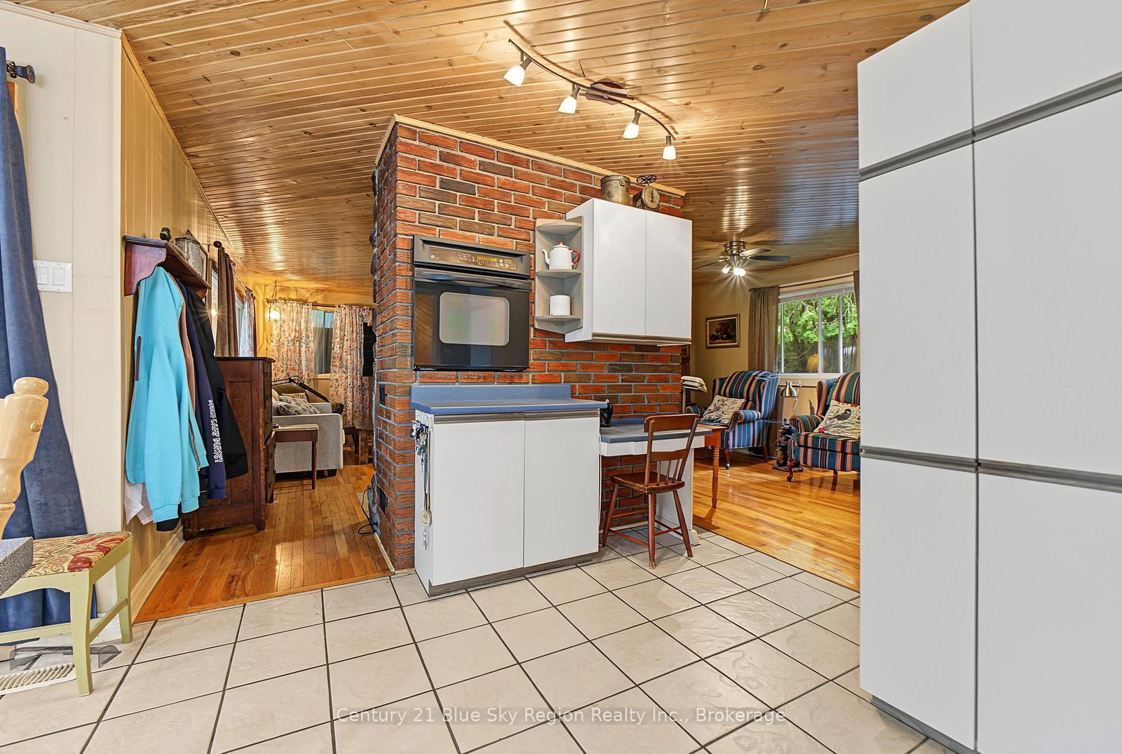 5065 Highway 11 N • Temagami, ON photo 18
