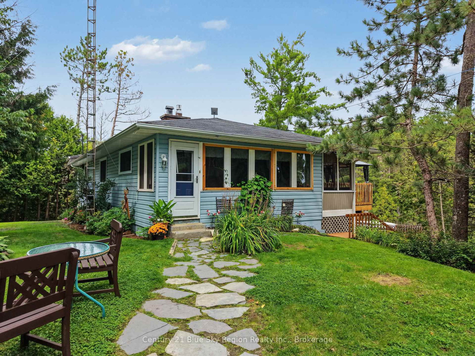 5065 Highway 11 N • Temagami, ON photo 9