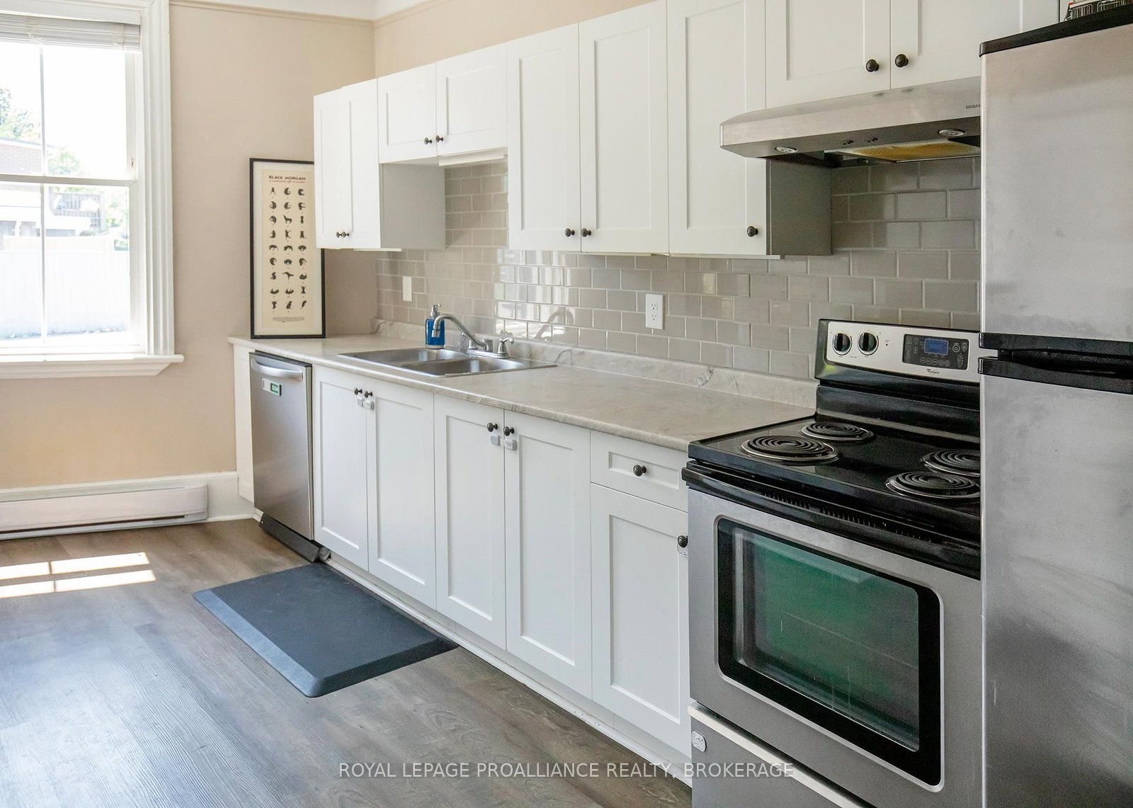 300 Sydenham Street • Kingston, ON photo 15