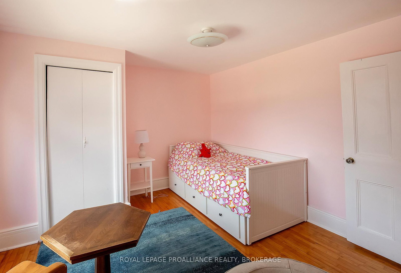 300 Sydenham Street • Kingston, ON photo 24