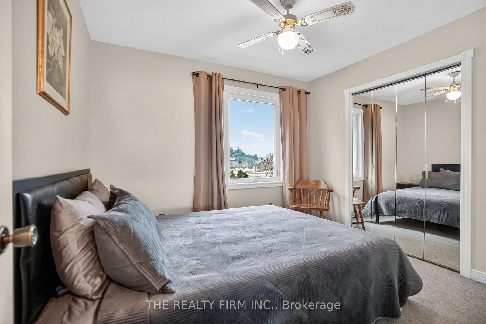 4084 Bluepoint Drive • Plympton-Wyoming, ON photo 14