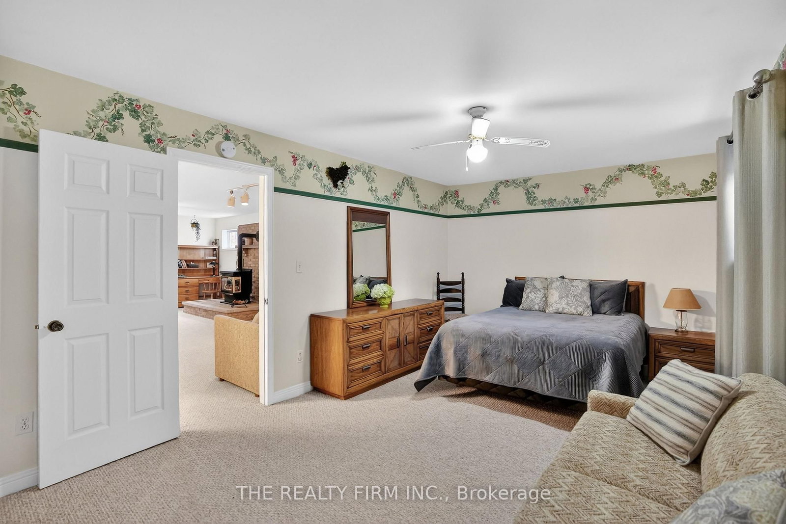 4084 Bluepoint Drive • Plympton-Wyoming, ON photo 22