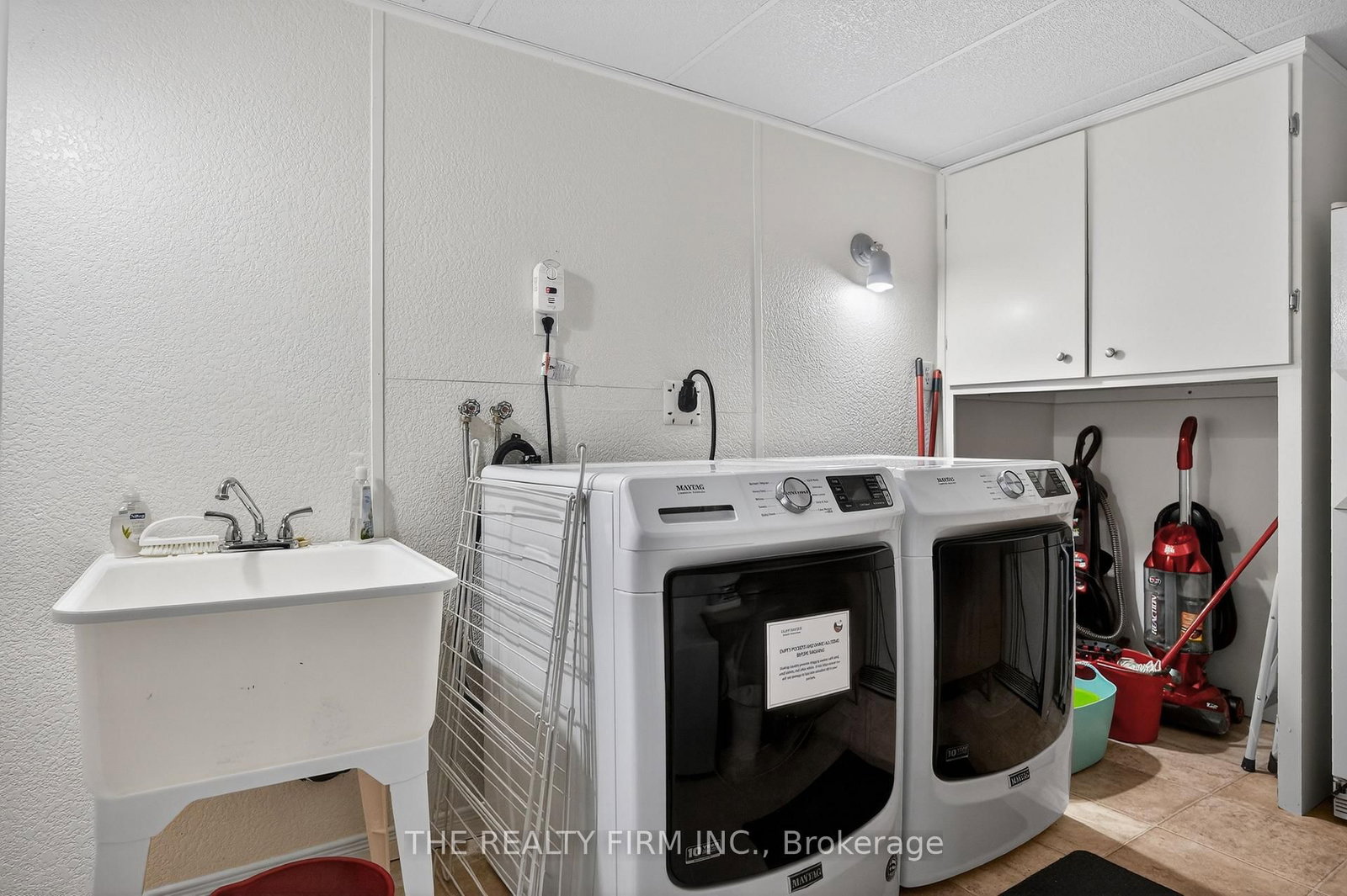 4084 Bluepoint Drive • Plympton-Wyoming, ON photo 28