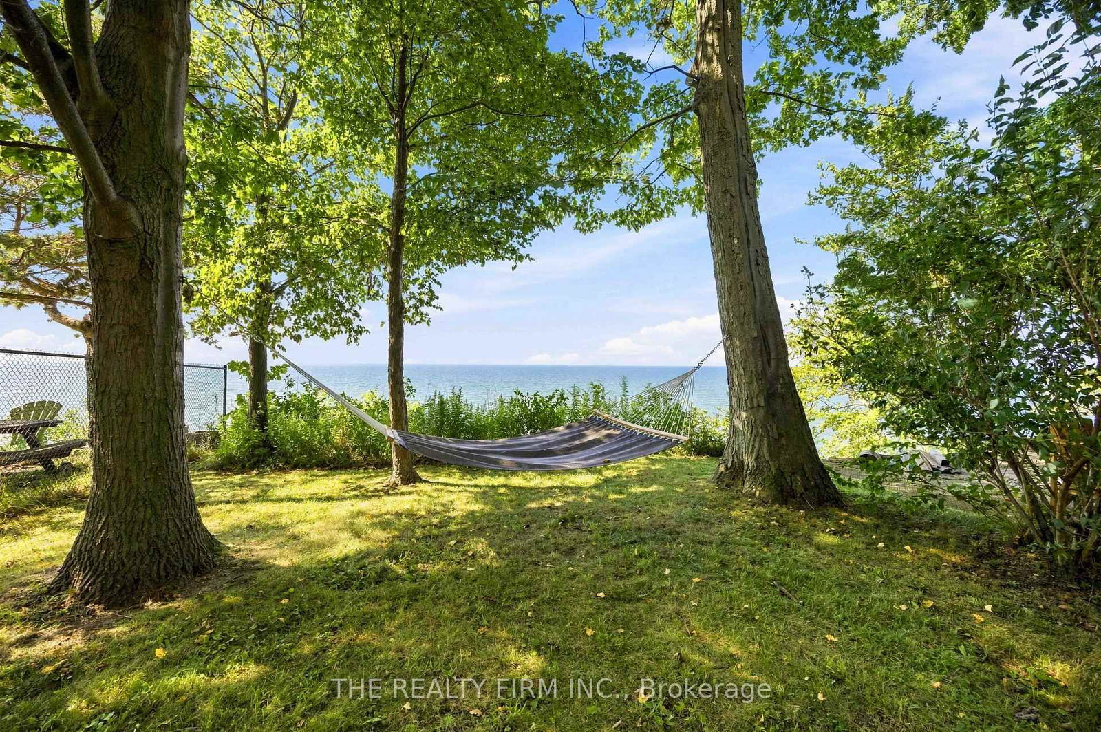 4084 Bluepoint Drive • Plympton-Wyoming, ON photo 33