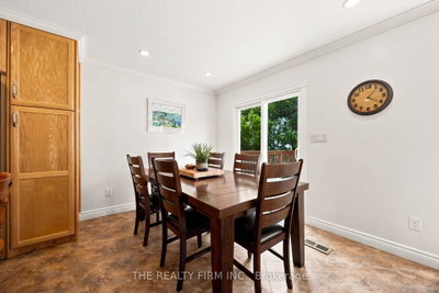 4084 Bluepoint Drive • Plympton-Wyoming, ON photo 8