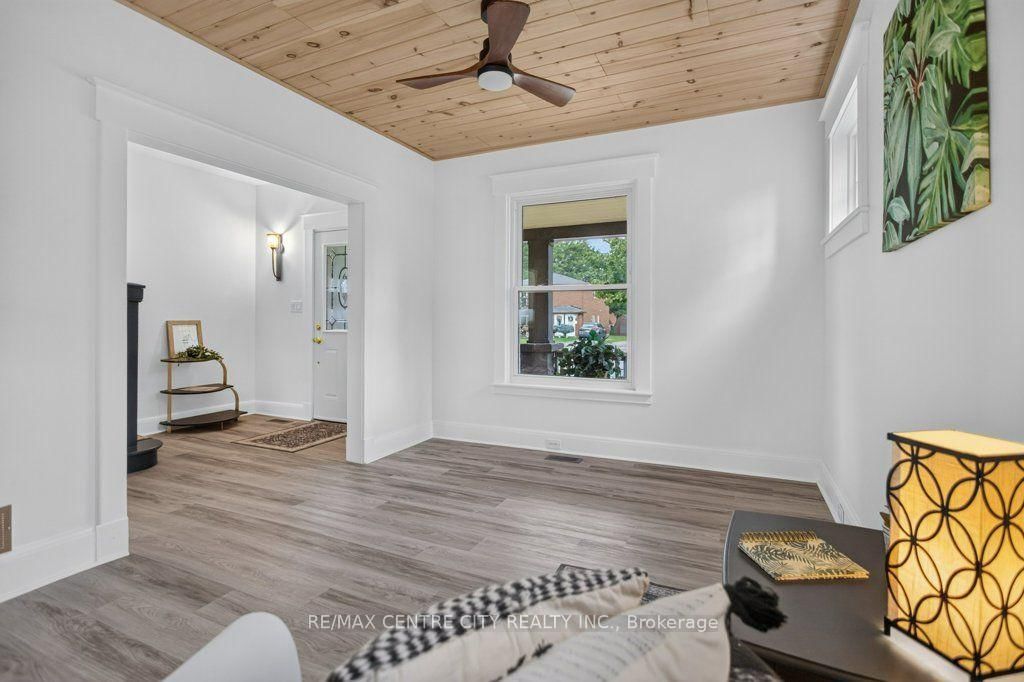 344 Wellington Street • St. Thomas, ON photo 10