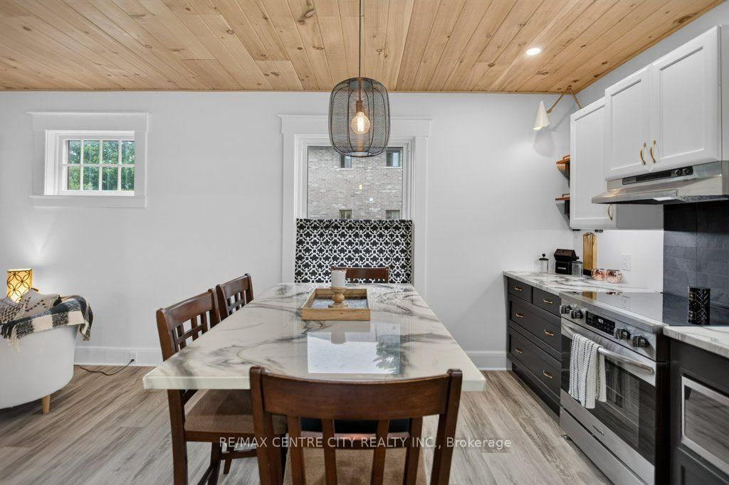 344 Wellington Street • St. Thomas, ON photo 14