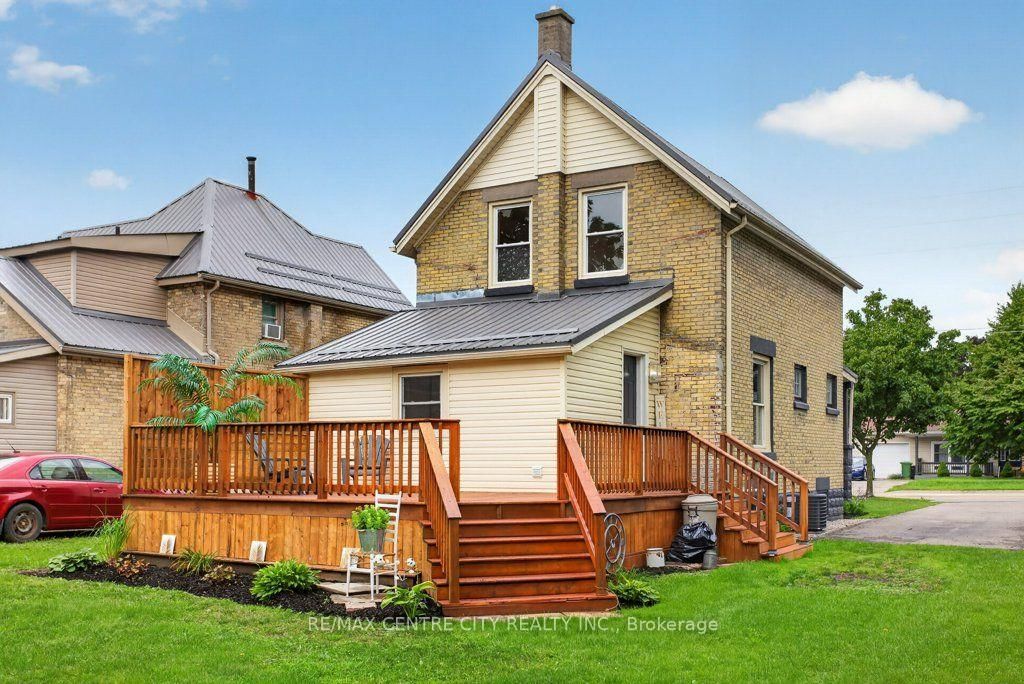 344 Wellington Street • St. Thomas, ON photo 41