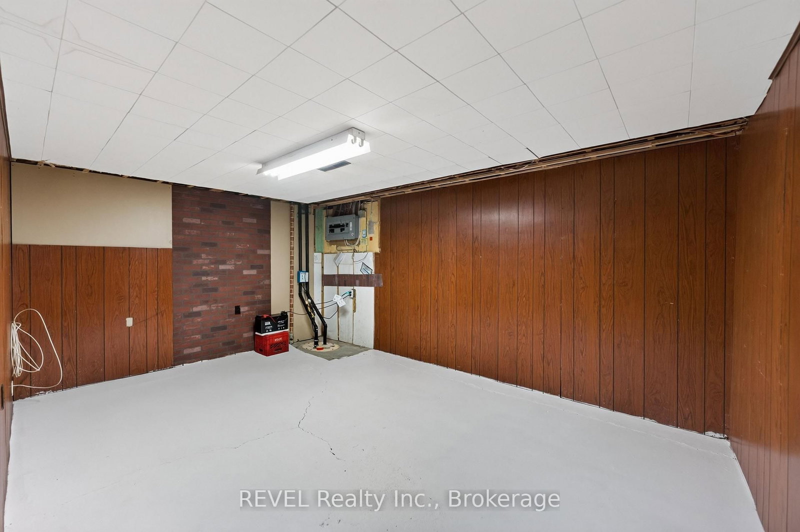 36 Manor Road • St. Catharines, ON photo 13