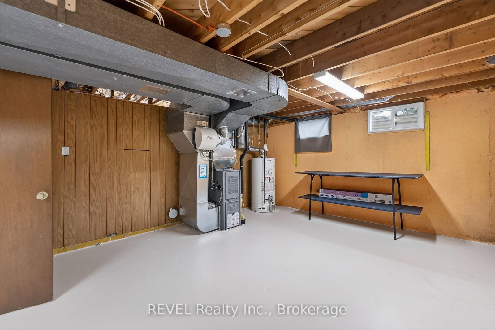 36 Manor Road • St. Catharines, ON photo 15