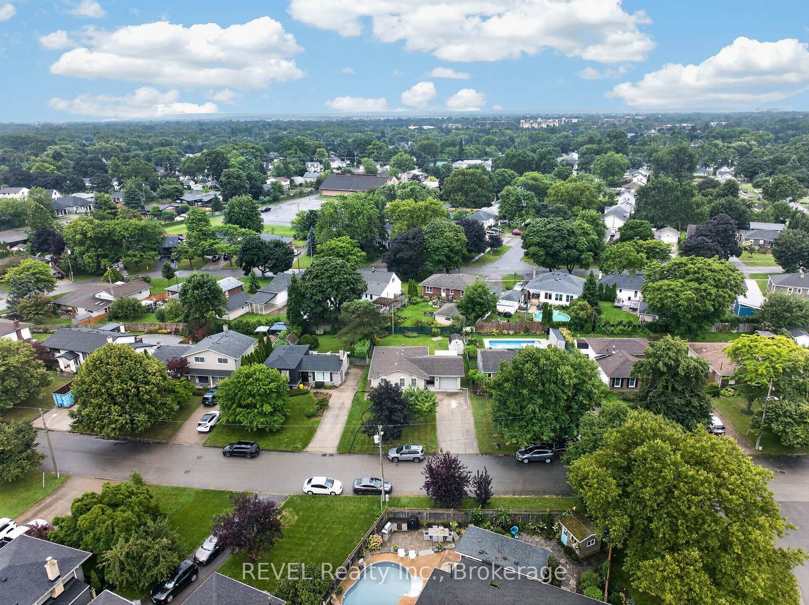 36 Manor Road • St. Catharines, ON photo 19