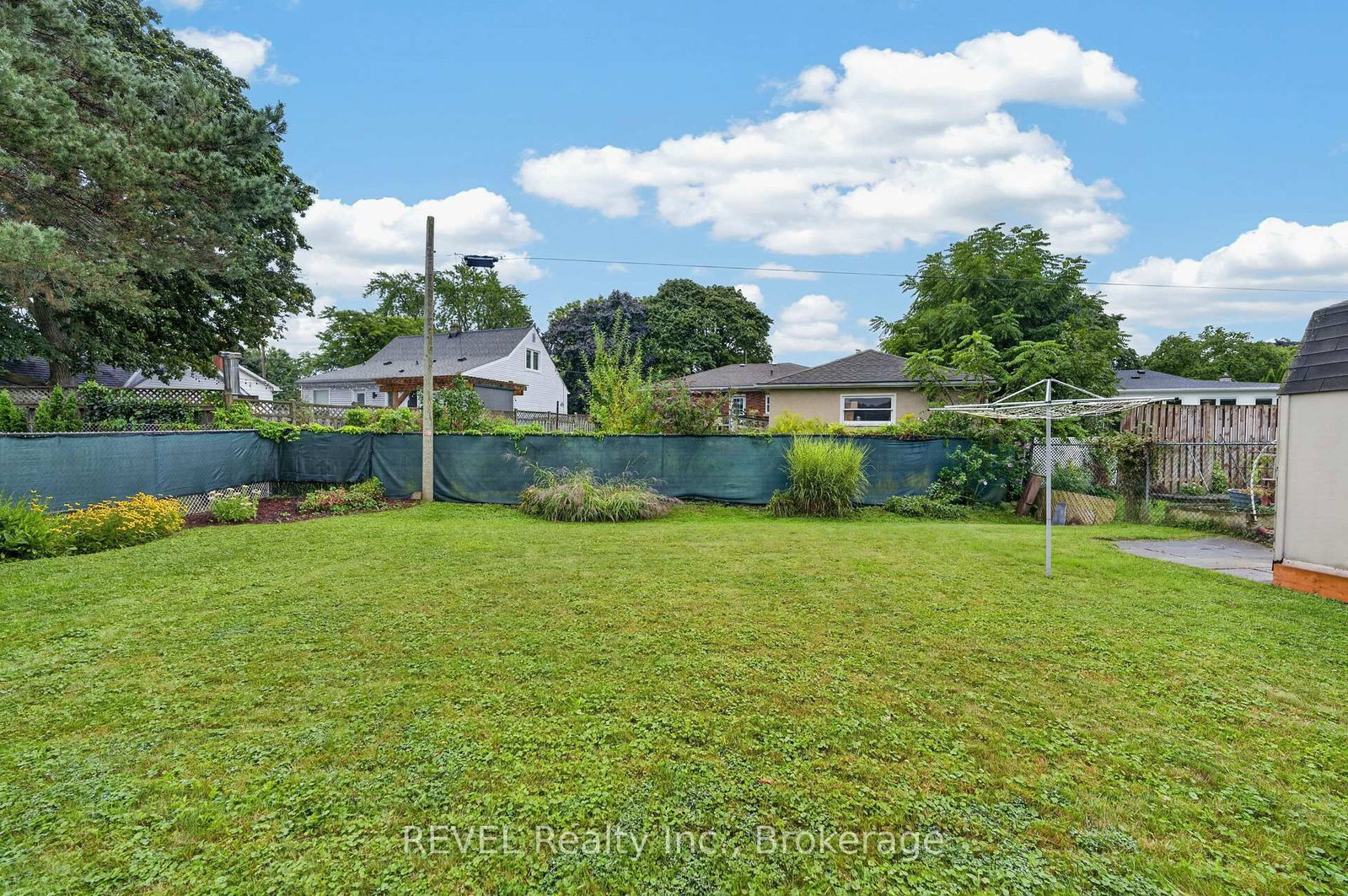 36 Manor Road • St. Catharines, ON photo 25