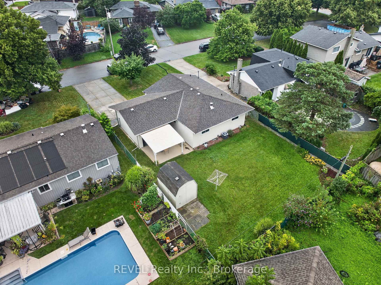36 Manor Road • St. Catharines, ON photo 28