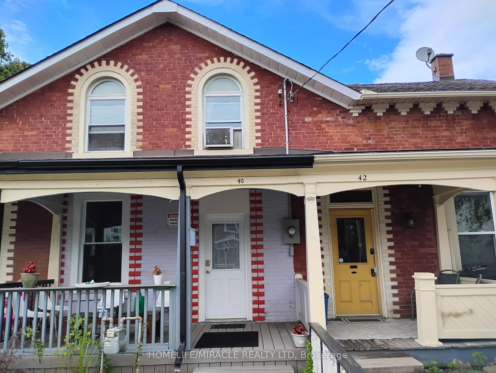 40 Parkhill Road • Cambridge, ON photo 1