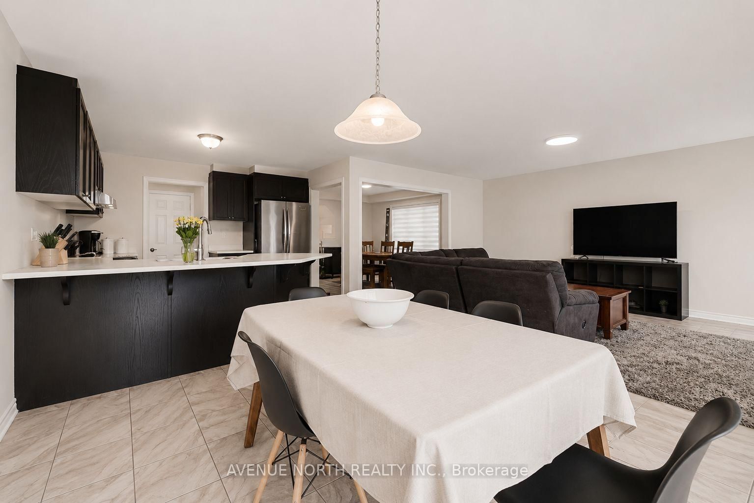 516 Arum Terrace • Ottawa, ON photo 10
