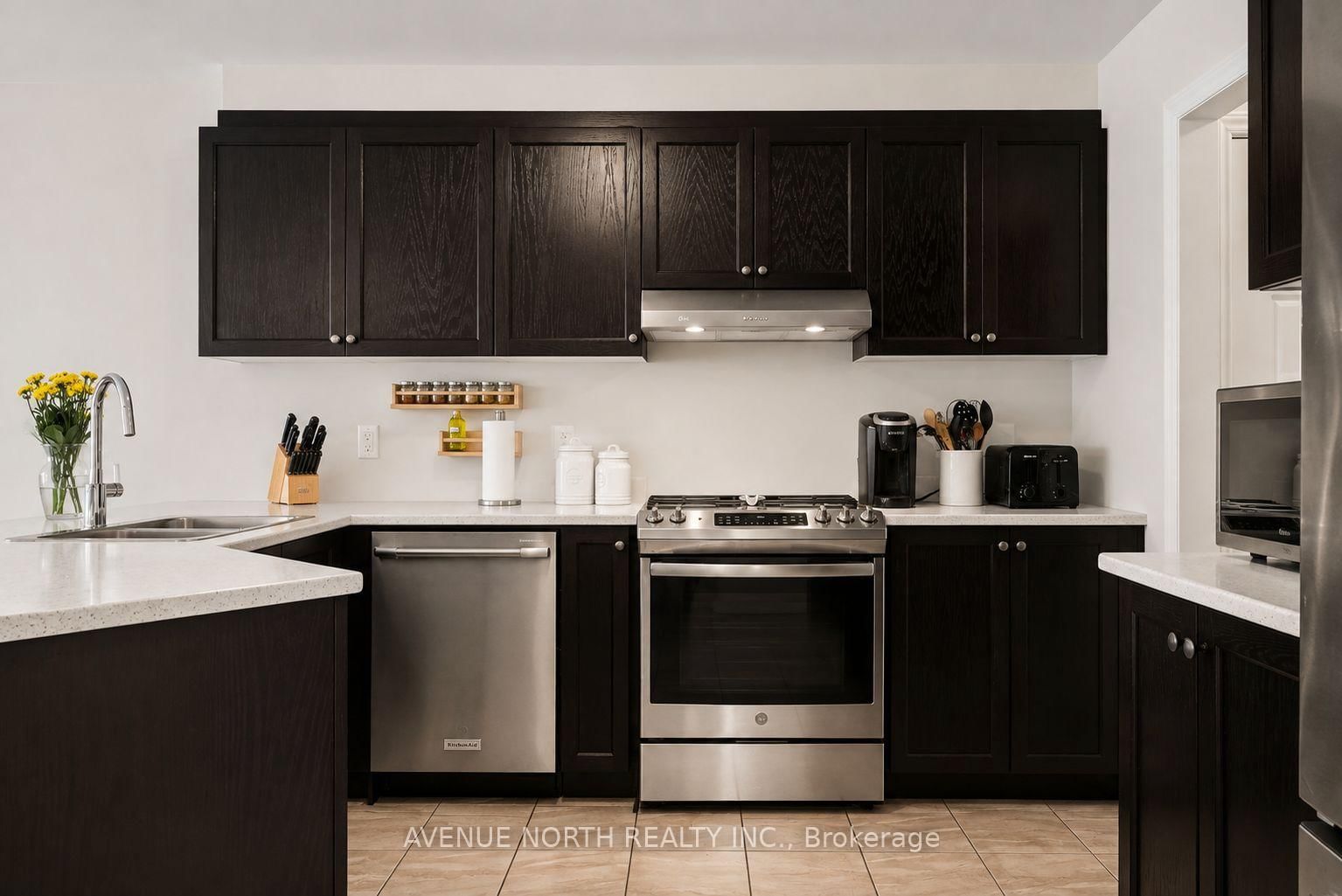 516 Arum Terrace • Ottawa, ON photo 13