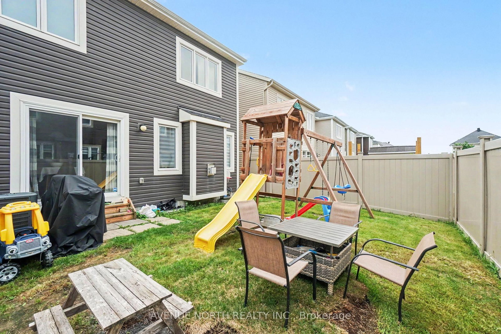 516 Arum Terrace • Ottawa, ON photo 35