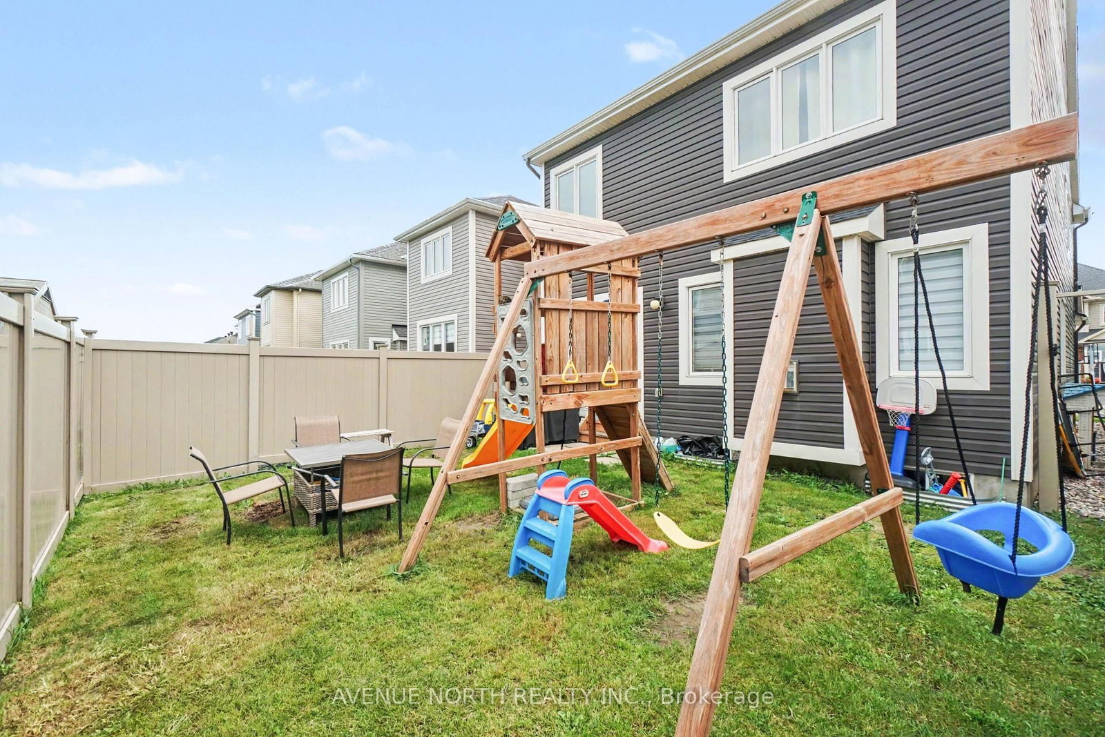 516 Arum Terrace • Ottawa, ON photo 37