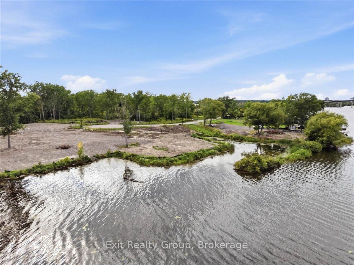 Lot 5 Hennessy Street • Prince Edward County, ON photo 9