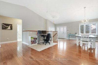 986 South Gower Drive • North Grenville, ON photo 8