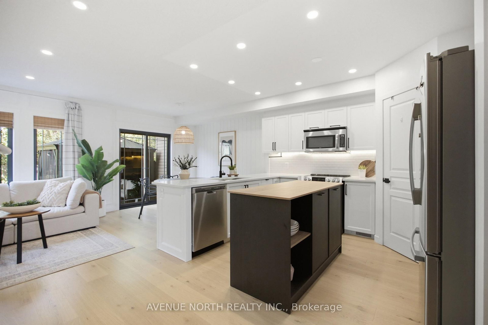 718 Percifor Way • Ottawa, ON photo 10