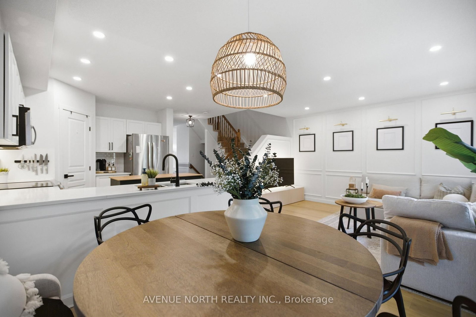 718 Percifor Way • Ottawa, ON photo 15