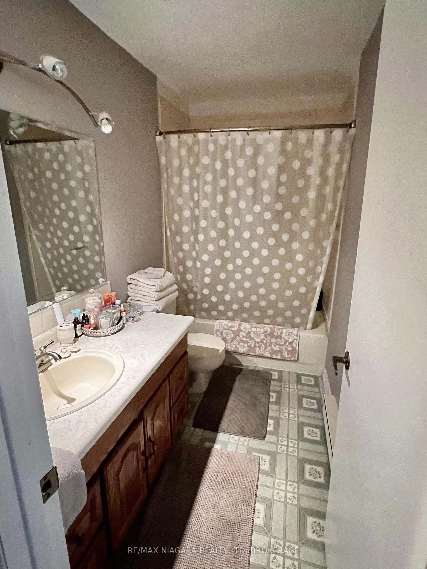 8646 Willoughby Drive • #2 • Niagara Falls, ON photo 32