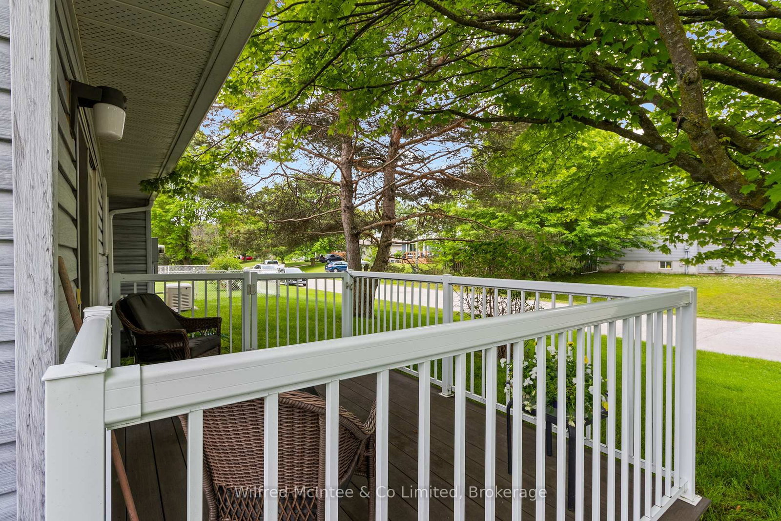 455 Bruce Street • Saugeen Shores, ON photo 11