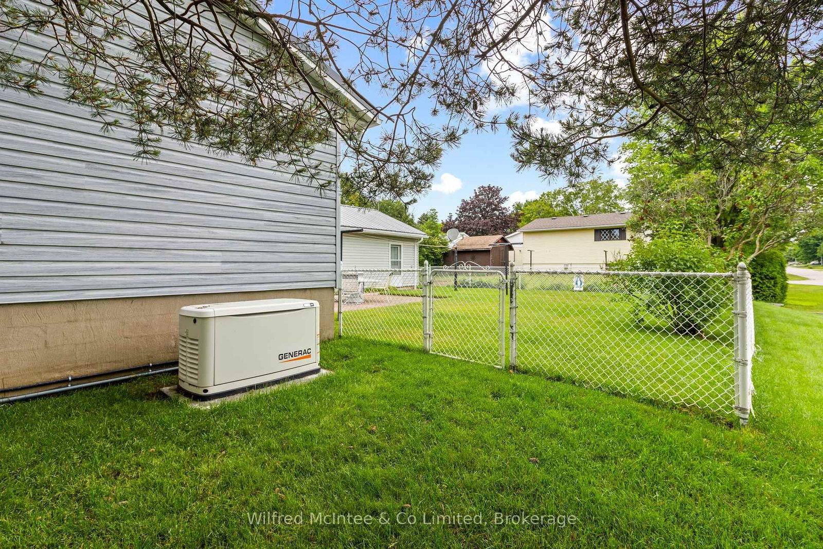 455 Bruce Street • Saugeen Shores, ON photo 13