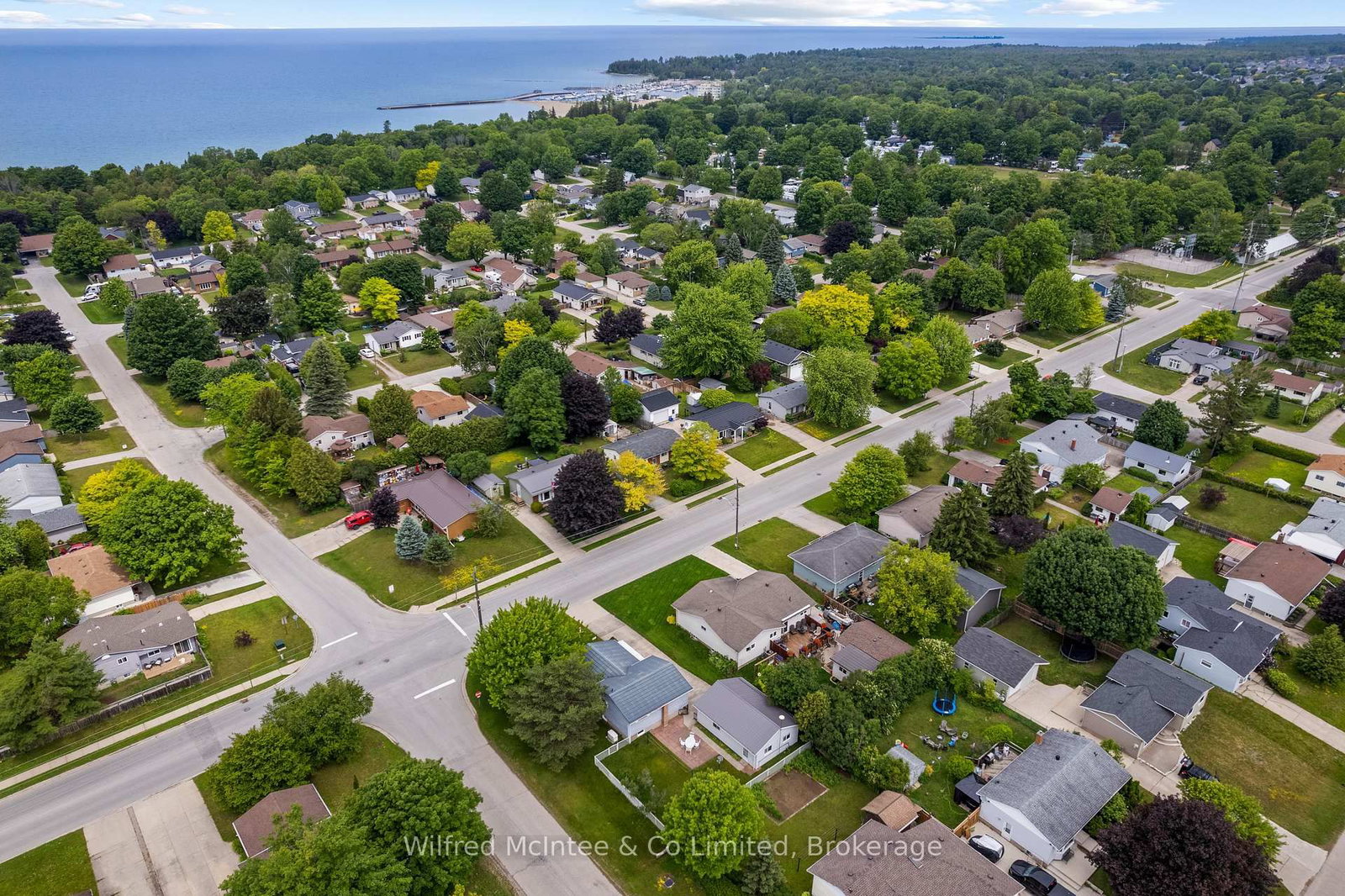 455 Bruce Street • Saugeen Shores, ON photo 15
