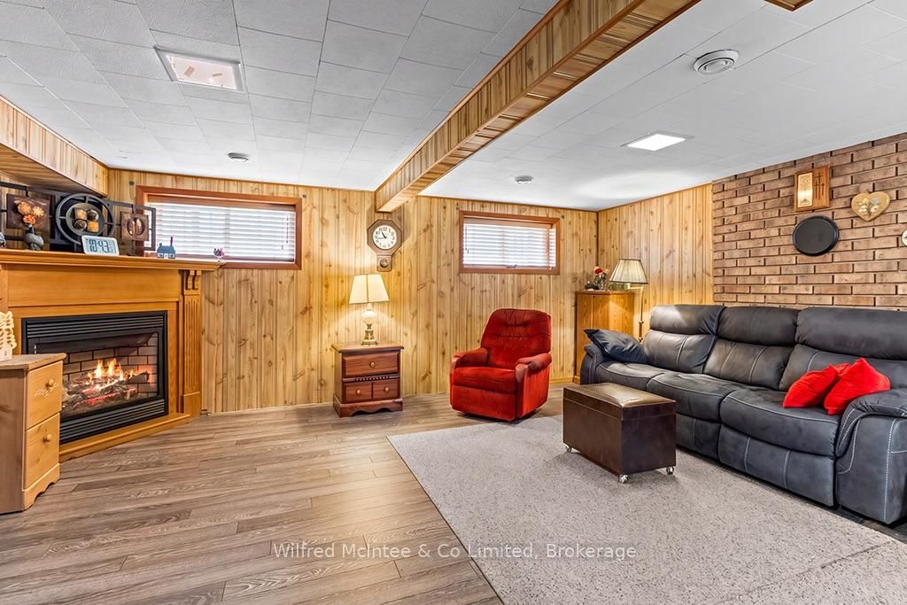 455 Bruce Street • Saugeen Shores, ON photo 40