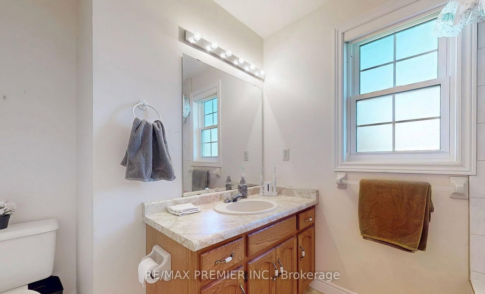 9 Wentworth Drive • #13 • Grimsby, ON photo 21