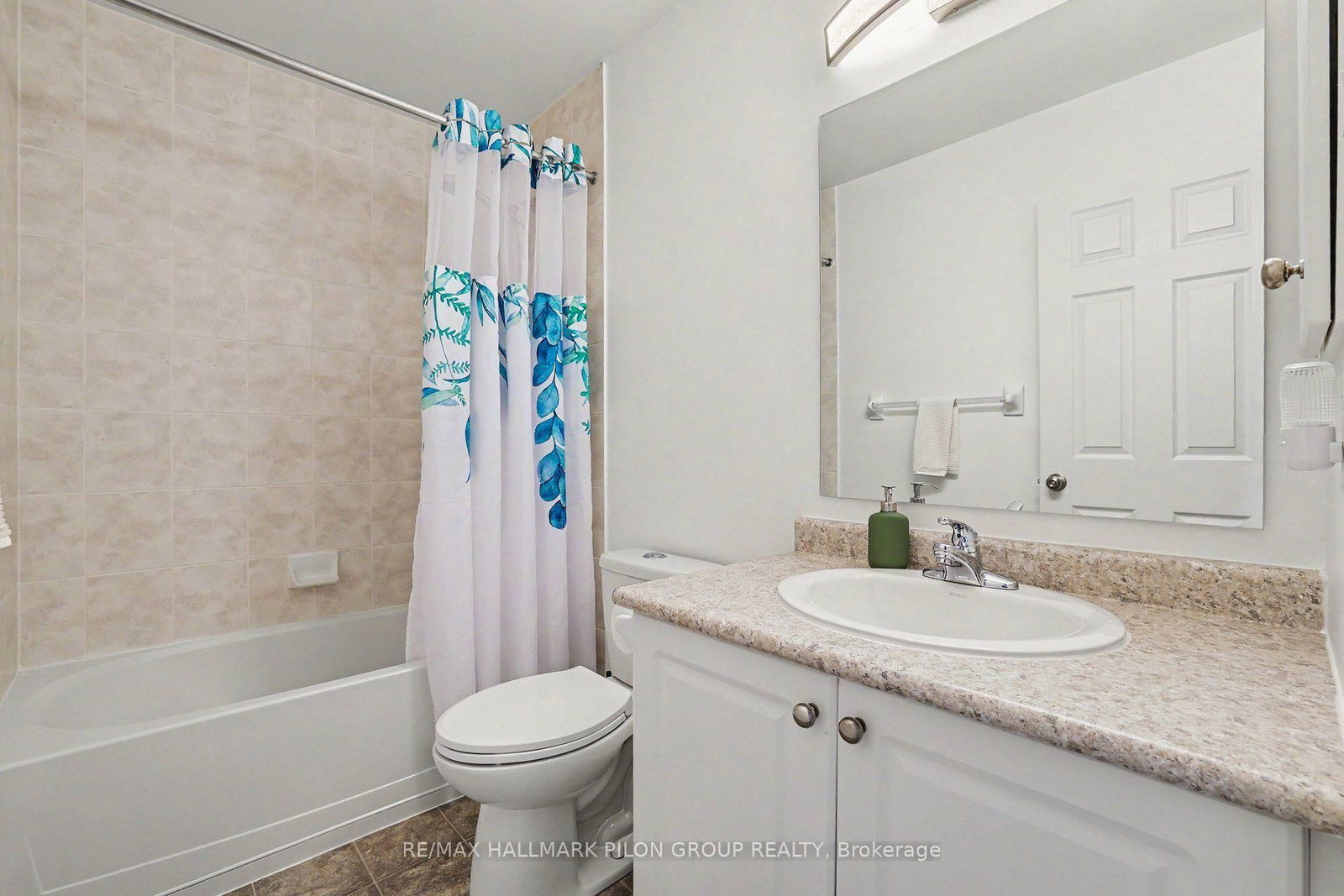 244 Rolling Meadow Crescent • Ottawa, ON photo 15
