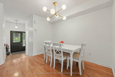 244 Rolling Meadow Crescent • Ottawa, ON photo 6