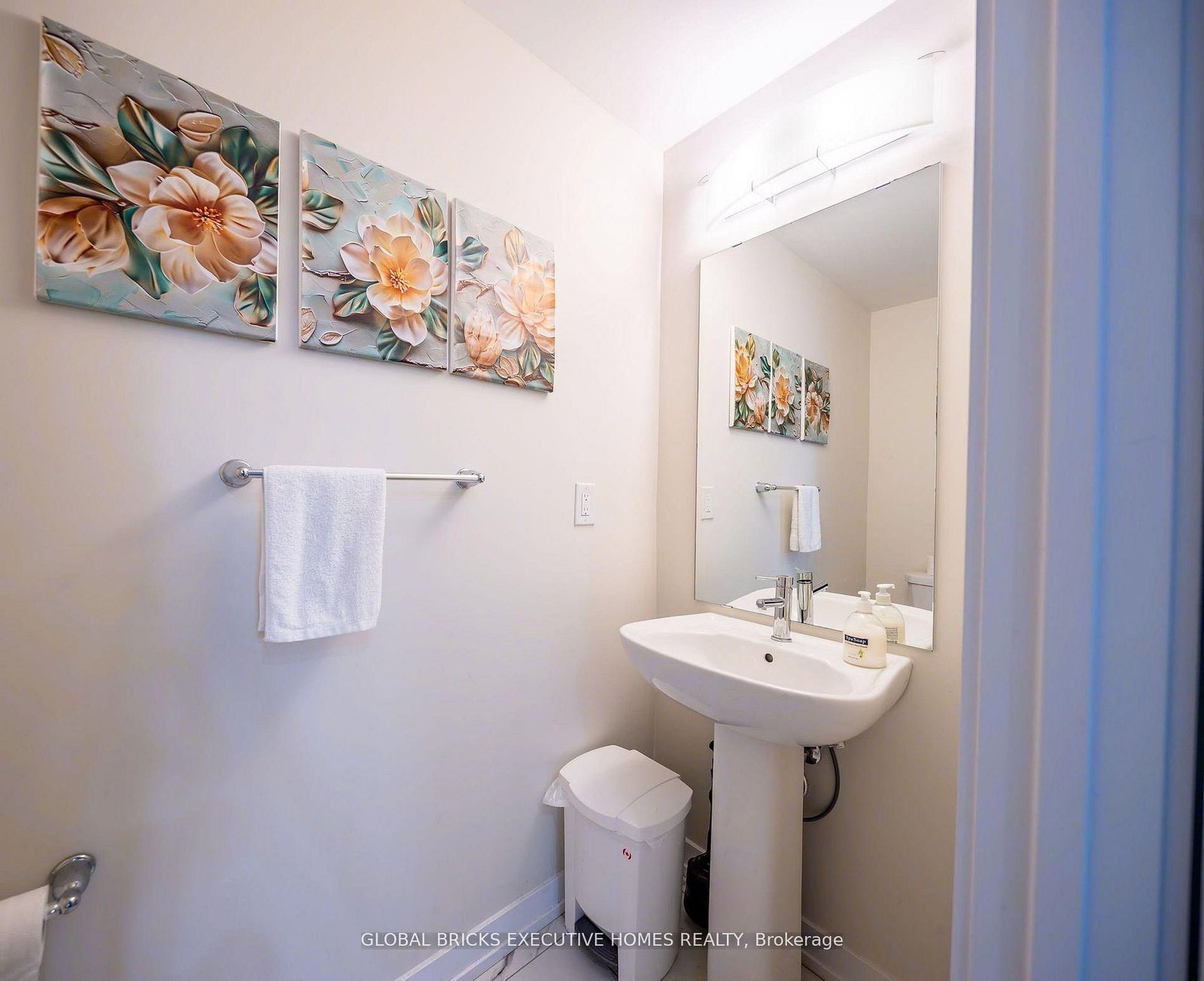 91 Higgins Avenue • Thorold, ON photo 12