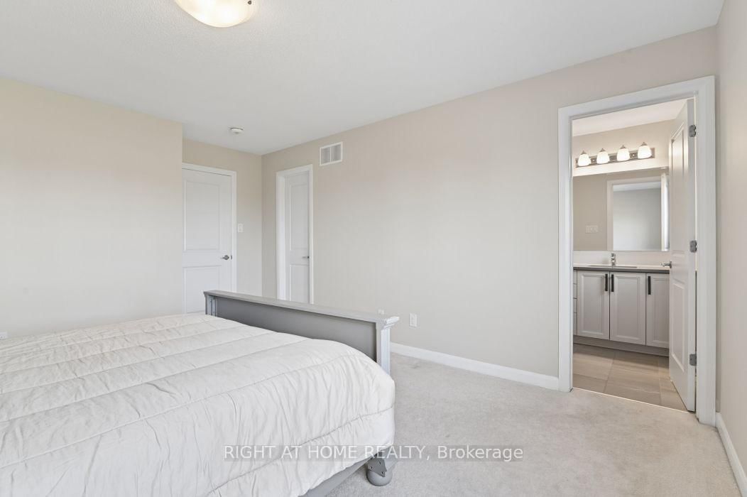 576 Prominence Way • Ottawa, ON photo 15