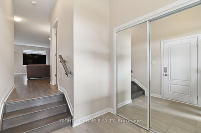576 Prominence Way • Ottawa, ON photo 3