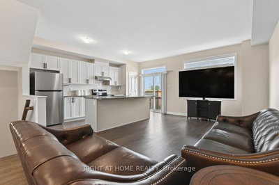 576 Prominence Way • Ottawa, ON photo 5