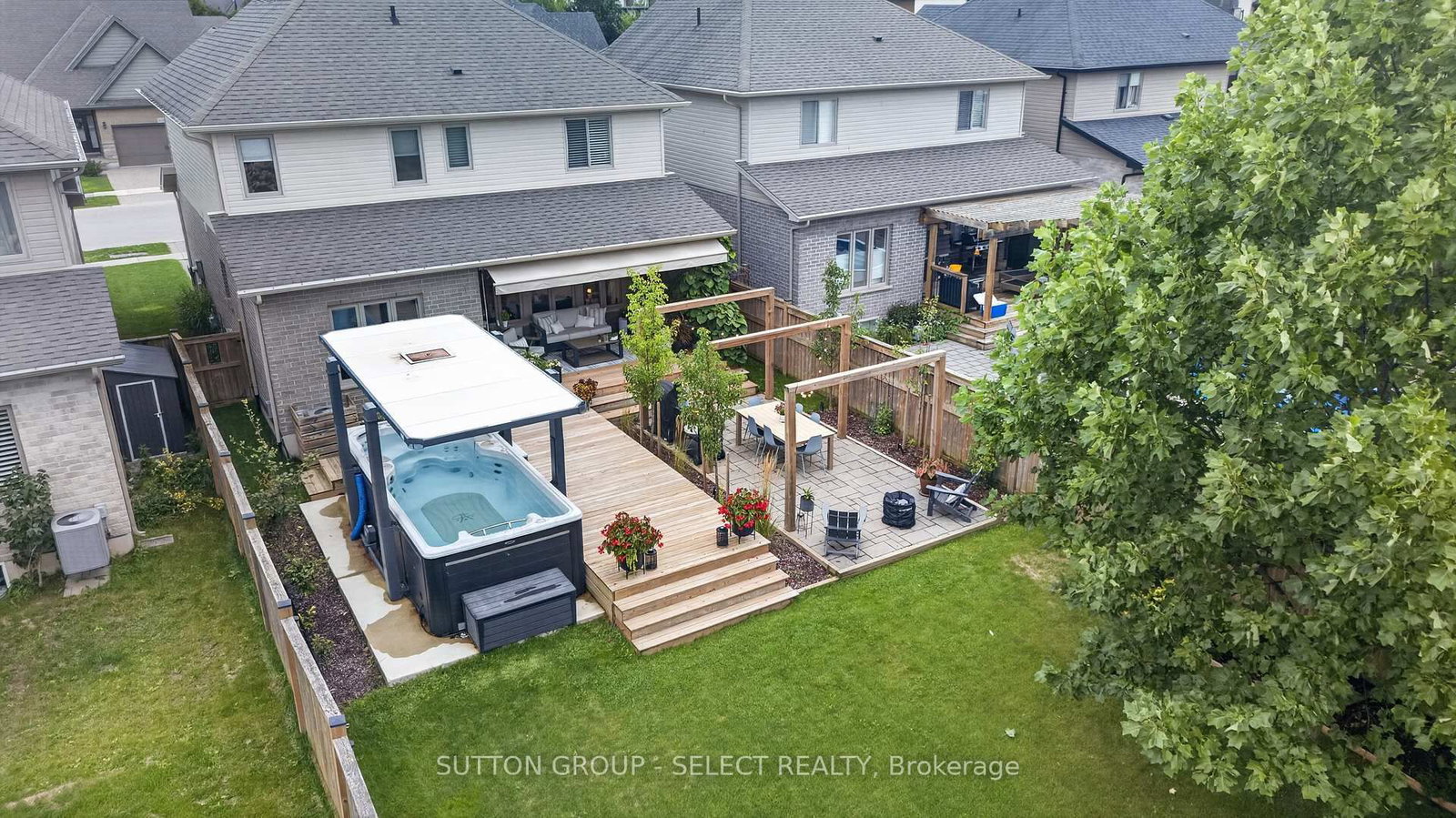 1445 Riverbend Road • London South, ON photo 14