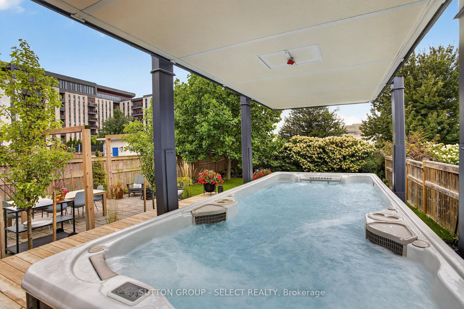 1445 Riverbend Road • London South, ON photo 16