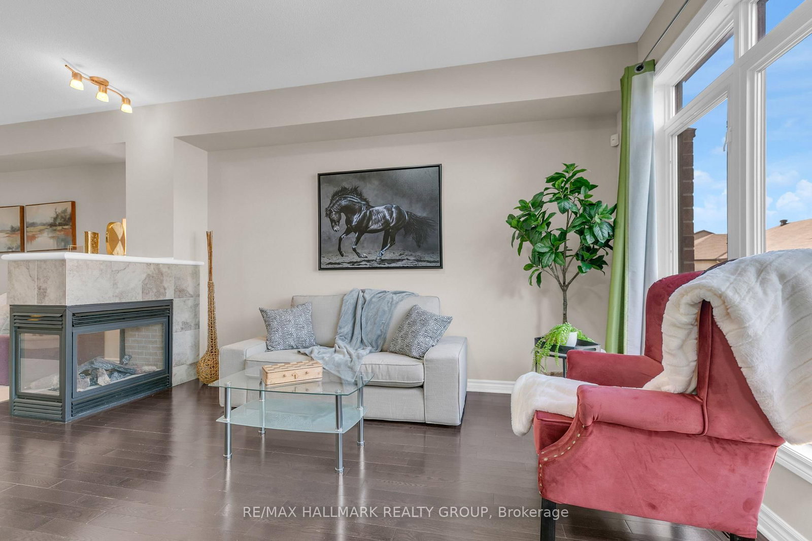 1125 Tischart Crescent • Ottawa, ON photo 9