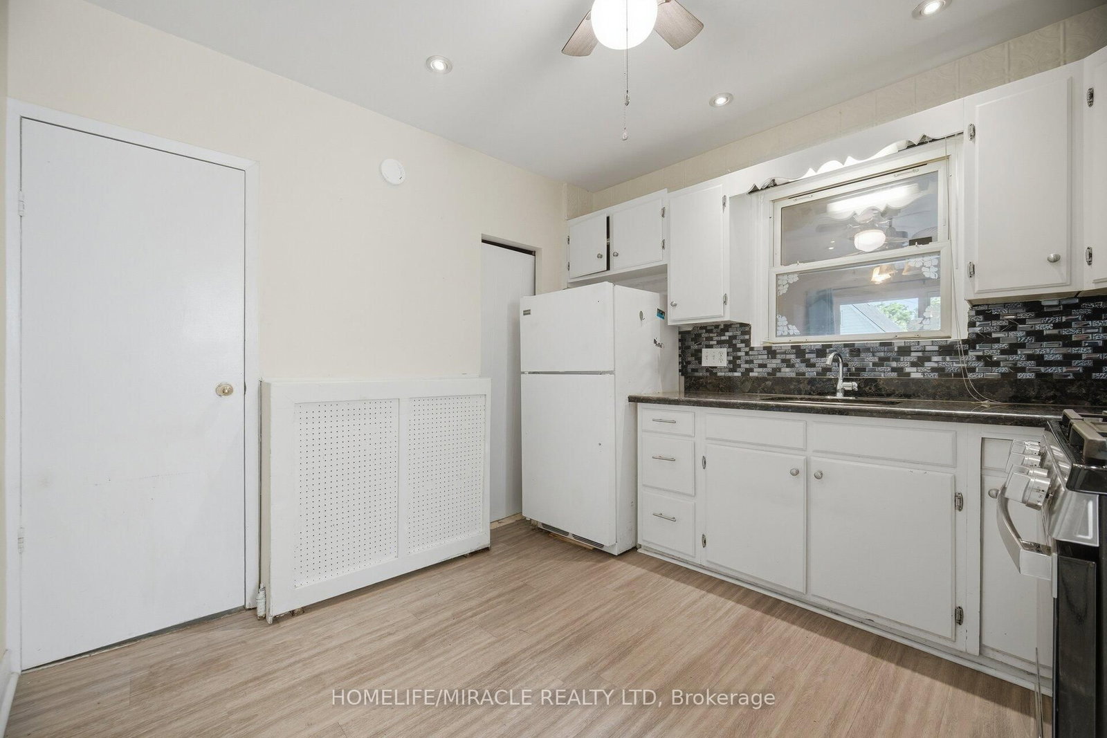 25 Hope Avenue • Hamilton, ON photo 14